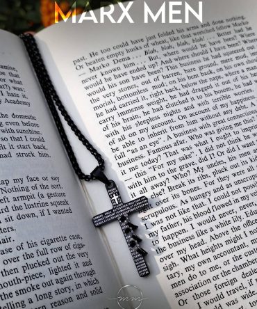 گردنبند مردانه صلیب مشکی سه حلقه ای با زنجیر ویتالی مشکی