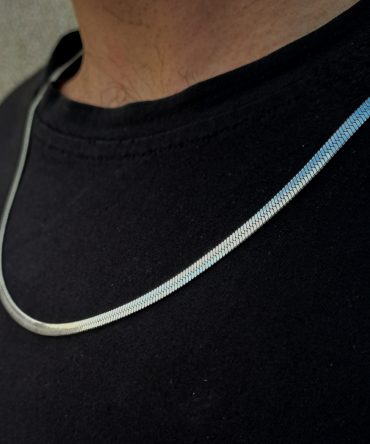 گردنبند مردانه ماری نقره ای از جنس استیل