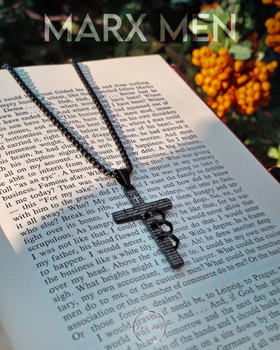 گردنبند مردانه صلیب مشکی سه حلقه ای با زنجیر ویتالی